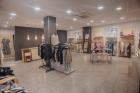 Es cedeix comerç de moda de dona fundada fa més de 50 anys.